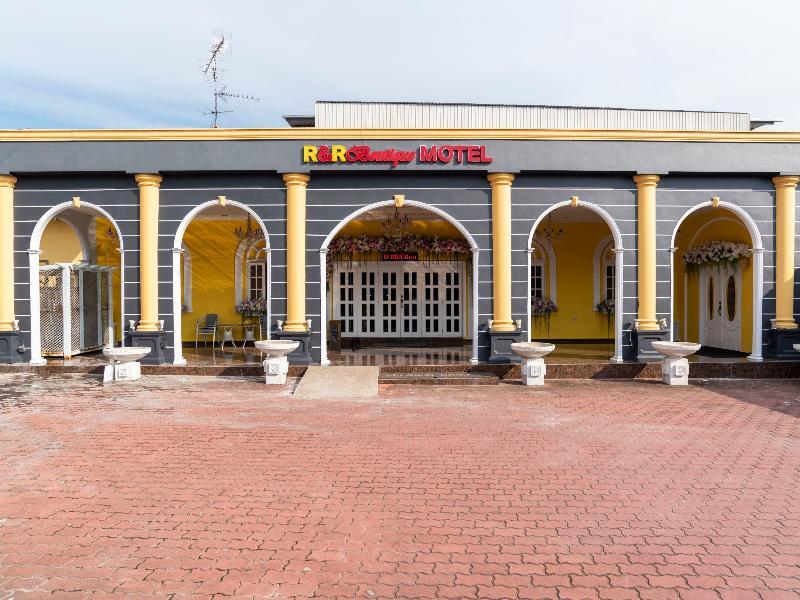 Oyo 1228 R & R Motel Johor Bahru Luaran gambar